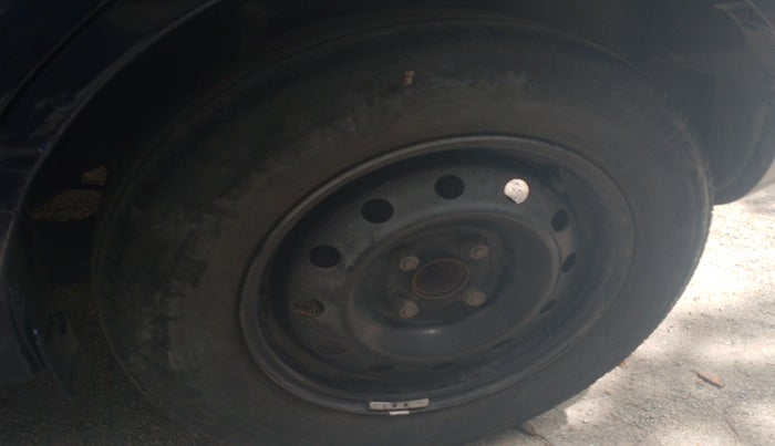 2022 Maruti Swift VXI, Petrol, Manual, 1,61,575 km, tyre