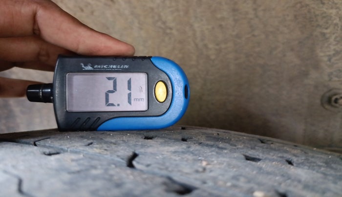 2021 Mahindra BOLERO NEO N 8, Diesel, Manual, 1,70,071 km, tyre