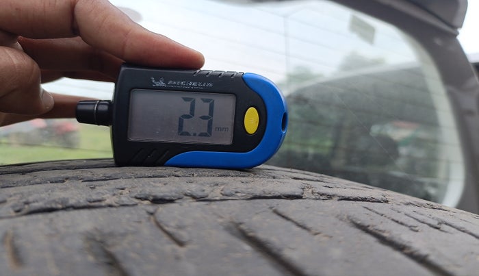 2021 Mahindra BOLERO NEO N 8, Diesel, Manual, 1,70,071 km, tyre