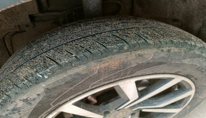 2023 Tata NEXON XE PETROL, Petrol, Manual, 61,000 km, tyre