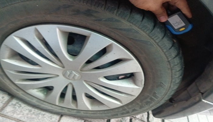 2013 Maruti Ertiga ZDI, Diesel, Manual, 75,849 km, tyre