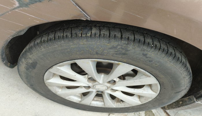2012 Maruti Ertiga ZDI, Diesel, Manual, 81,477 km, tyre