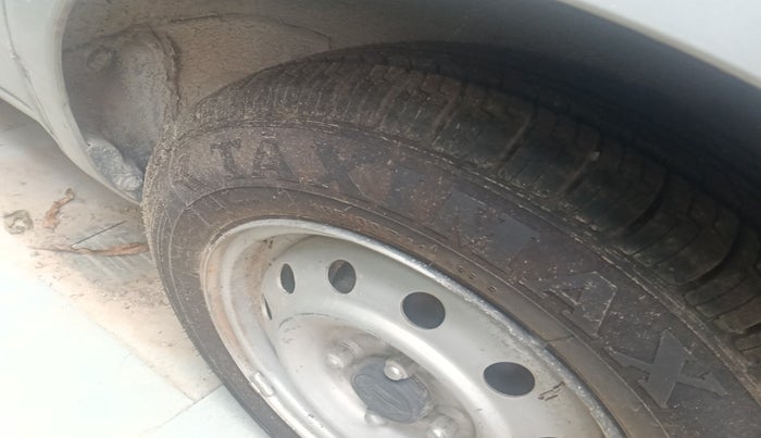 2010 Maruti Ritz LXI, Petrol, Manual, 48,958 km, tyre