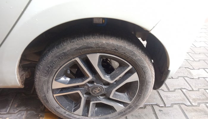 2019 Tata Tiago XZ PLUS PETROL, Petrol, Manual, 24,133 km, tyre
