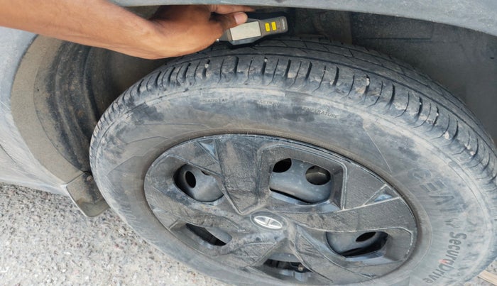 2022 Tata PUNCH ADVENTURE MT, Petrol, Manual, 39,828 km, tyre