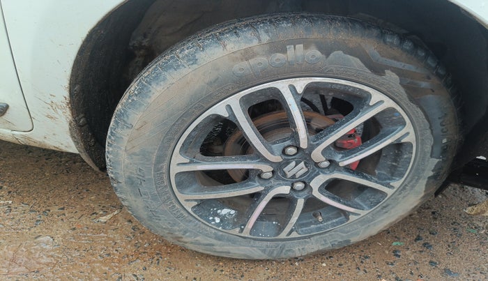 2019 Maruti Swift ZDI PLUS, Diesel, Manual, 1,12,154 km, tyre