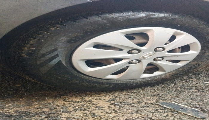 2011 Hyundai i10 MAGNA 1.2, Petrol, Manual, 84,517 km, tyre