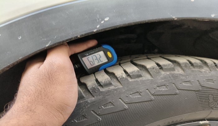 2020 Maruti S Cross ALPHA AT1.5, Petrol, Automatic, 63,568 km, tyre