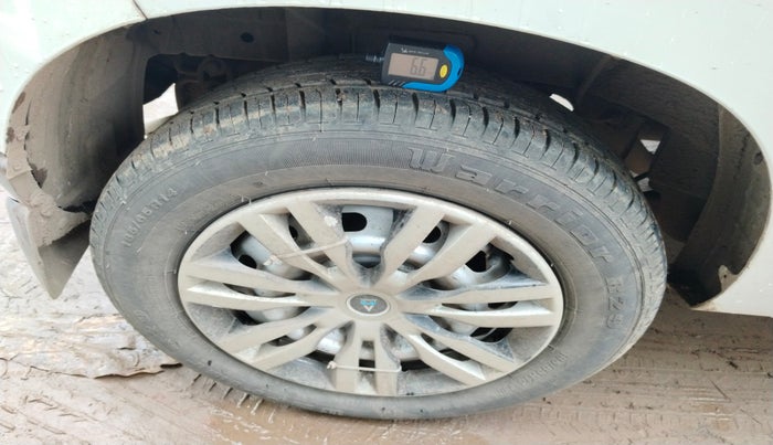 2018 Mahindra Kuv100 K2 TRIP CNG, Petrol, Manual, 97,217 km, tyre