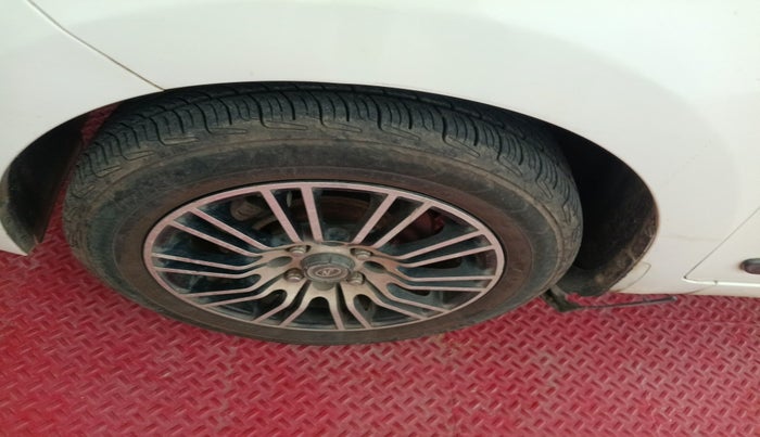 2018 Hyundai Xcent S AT 1.2, Petrol, Automatic, 27,431 km, tyre