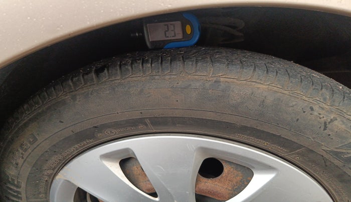 2011 Hyundai i10 SPORTZ 1.2, Petrol, Manual, 76,102 km, tyre