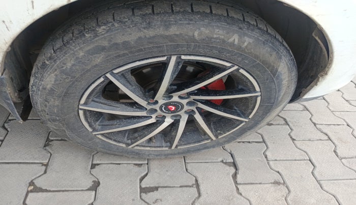 2017 Tata Zest XMS 75PS DIESEL, Diesel, Manual, 1,07,364 km, tyre