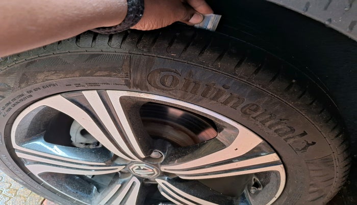 2021 MG ASTOR SHARP 1.5 CVT IVORY, Petrol, Automatic, 11,800 km, tyre