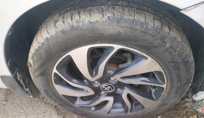 2020 Toyota Glanza G, Petrol, Manual, 96,781 km, tyre