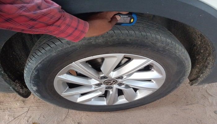 2024 Volkswagen TAIGUN Highline Plus 1.0 TSI MT, Petrol, Manual, 17,270 km, tyre