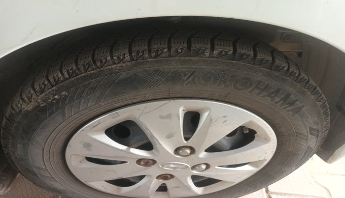 2010 Hyundai i10 MAGNA 1.2, Petrol, Manual, 1,21,669 km, tyre