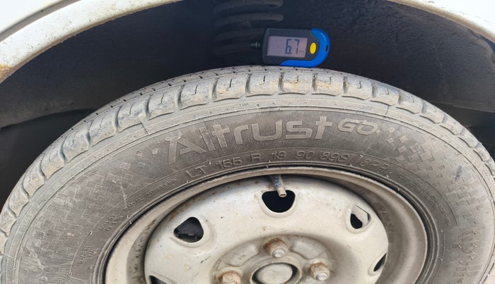 2019 Maruti Eeco 5 STR WITH A/C+HTR, Petrol, Manual, 1,18,459 km, tyre