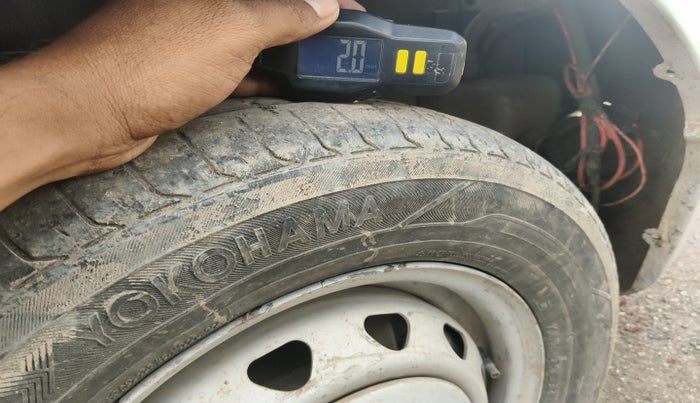 2010 Tata Indica Vista TERRA SAFIRE, Petrol, Manual, 85,923 km, tyre