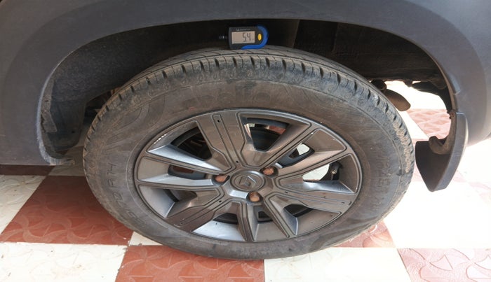 2021 Renault Kwid CLIMBER 1.0 (O), Petrol, Manual, 11,550 km, tyre