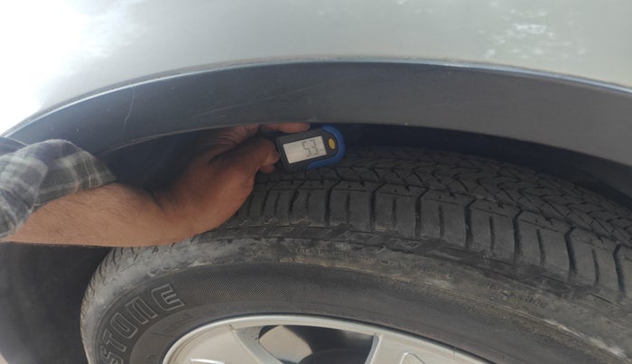 2013 Mahindra XUV500 W8, Diesel, Manual, 85,775 km, tyre