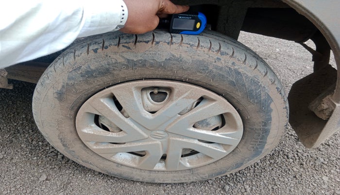 2012 Maruti Eeco 5 STR CNG WITH HTR, Petrol, Manual, 1,70,805 km, tyre