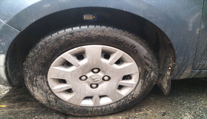 2013 Hyundai i20 MAGNA 1.2, Petrol, Manual, 57,390 km, tyre