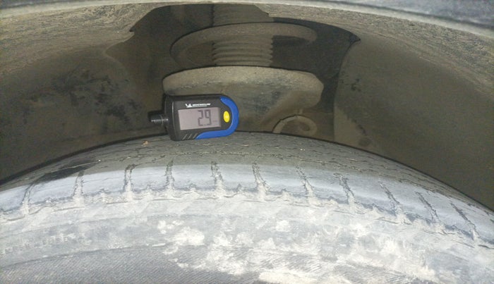 2014 Mahindra XUV500 W6, Diesel, Manual, 79,239 km, tyre