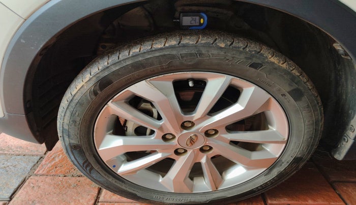2019 Mahindra XUV300 W8 1.5 DIESEL, Diesel, Manual, 98,684 km, tyre