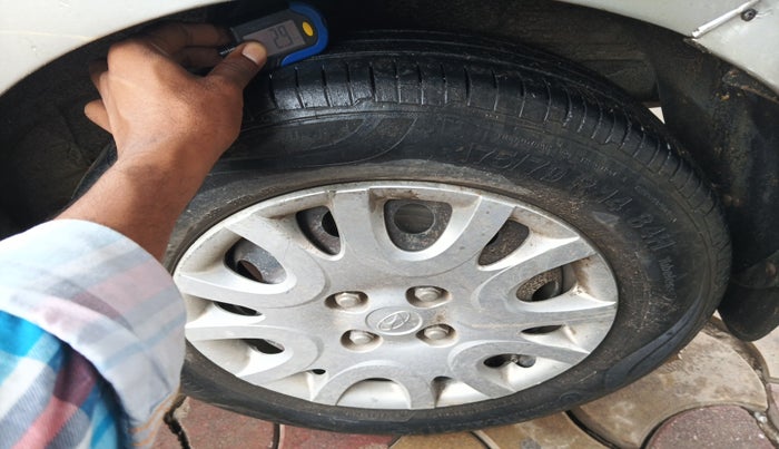 2010 Hyundai i20 MAGNA 1.2, Petrol, Manual, 60,812 km, tyre