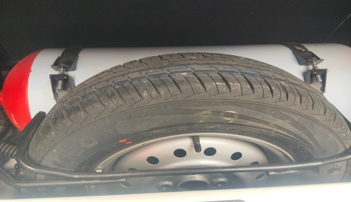 2021 Maruti New Wagon-R LXI CNG 1.0, Petrol, Manual, 10,050 km, tyre