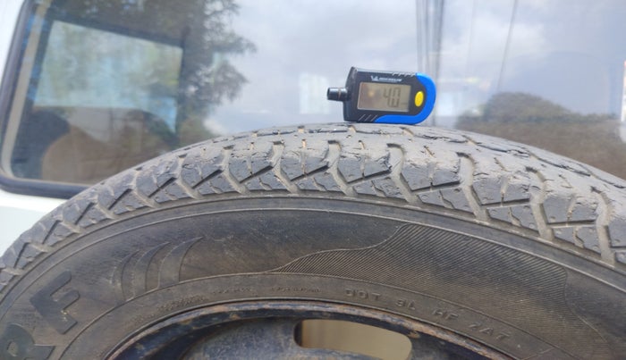 2011 Mahindra Bolero SLX BS IV, Diesel, Manual, 80,000 km, tyre