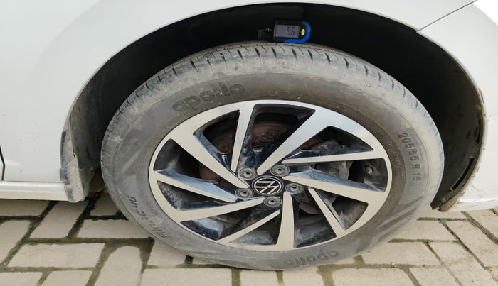2023 Volkswagen VIRTUS TOPLINE TSI 1.0 AT, Petrol, Automatic, 30,164 km, tyre