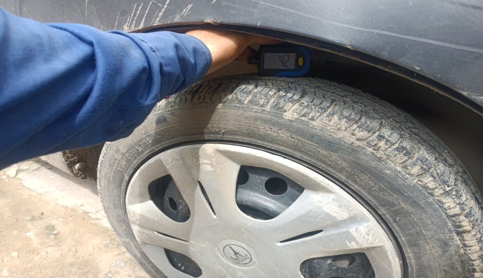 2012 Maruti Wagon R 1.0 VXI, Petrol, Manual, 76,248 km, tyre
