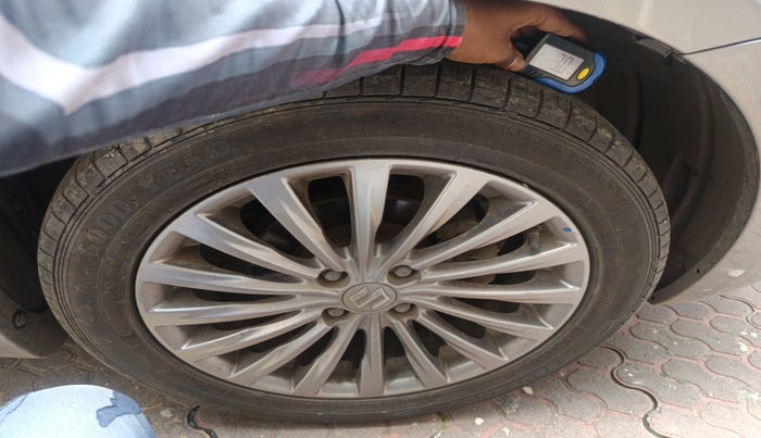 2017 Maruti Ciaz ZXI+, Petrol, Manual, 44,372 km, tyre