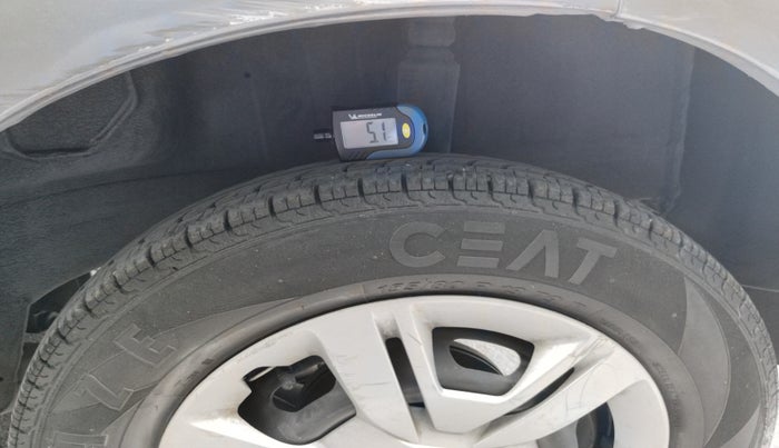 2018 Datsun Redi Go S 1.0 AMT, Petrol, Automatic, 27,443 km, tyre