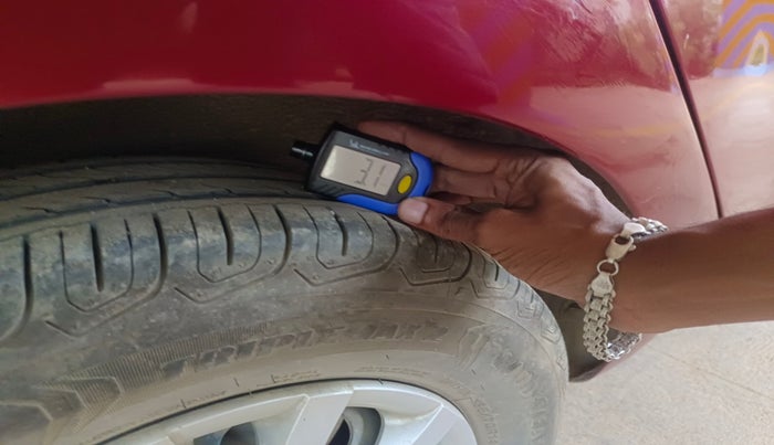 2010 Hyundai i20 MAGNA 1.2, Petrol, Manual, 2,62,000 km, tyre