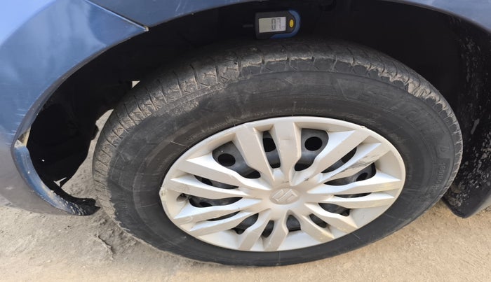 2018 Maruti Dzire VXI, Petrol, Manual, 1,70,691 km, tyre