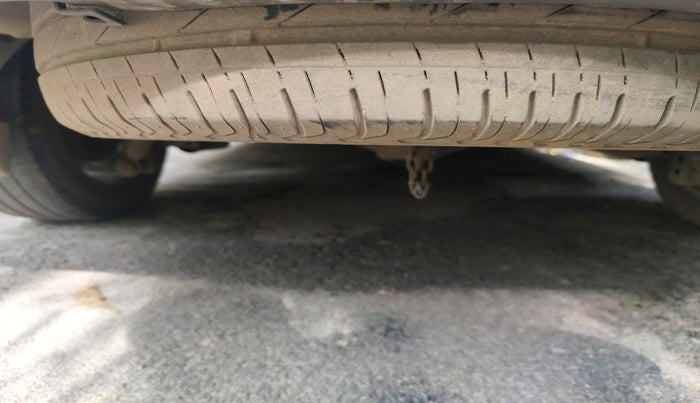 2018 Toyota Innova Crysta 2.8 ZX AT 7 STR, Diesel, Automatic, 1,10,755 km, tyre