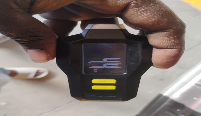 2016 Mahindra XUV500 W10 AT, Diesel, Automatic, 1,22,313 km, tyre