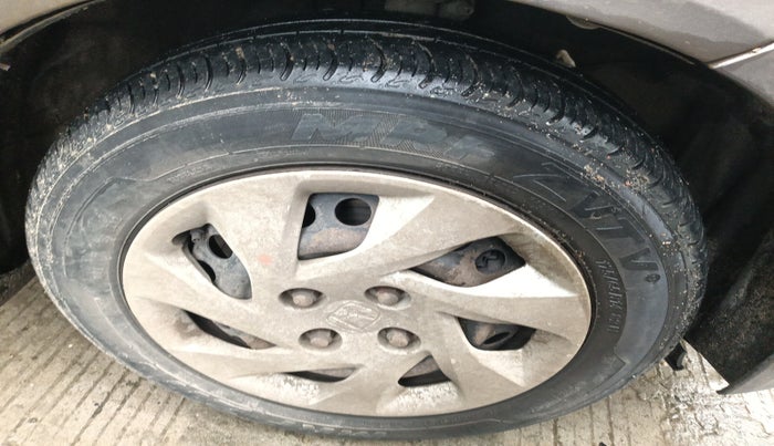 2014 Honda Amaze 1.5L I-DTEC S, Diesel, Manual, 1,40,116 km, tyre
