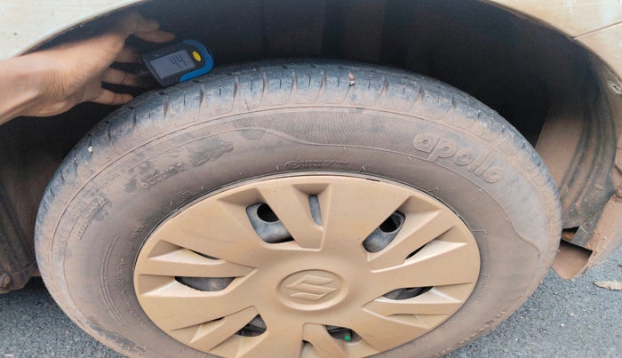 2014 Maruti Swift VXI, Petrol, Manual, 1,16,645 km, tyre