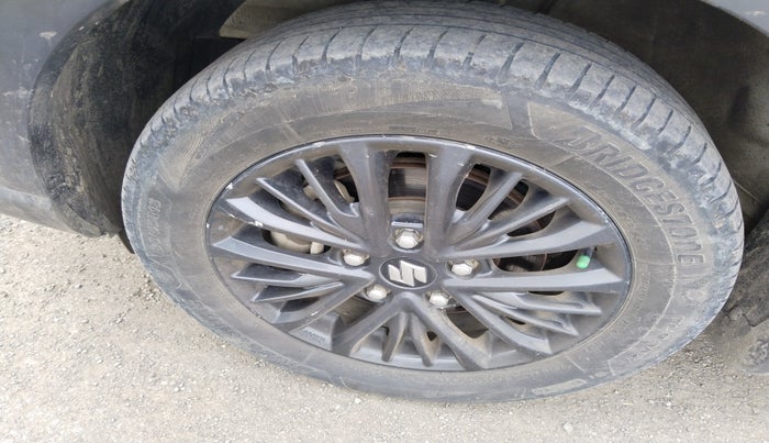 2022 Maruti XL6 ALPHA MT, Petrol, Manual, 1,09,285 km, tyre