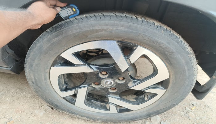 2021 Nissan MAGNITE XV MT, Petrol, Manual, 61,269 km, tyre