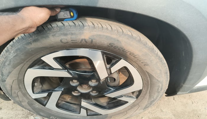 2021 Nissan MAGNITE XV MT, Petrol, Manual, 61,269 km, tyre
