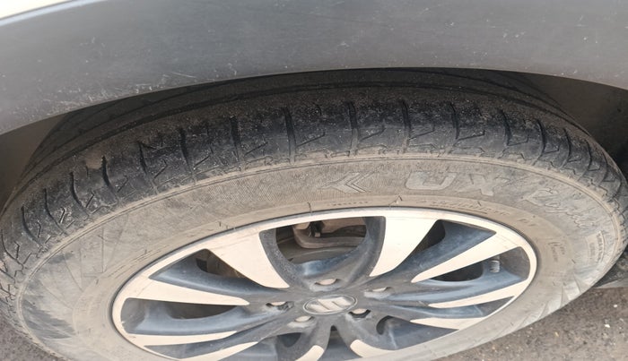 2018 Maruti S Cross ZETA 1.3, Diesel, Manual, 1,34,293 km, tyre