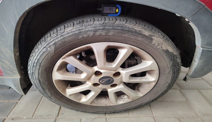 2017 Mahindra Kuv100 K8 D 6 STR, Diesel, Manual, 63,174 km, tyre