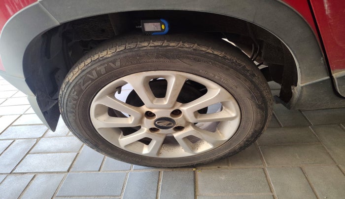 2017 Mahindra Kuv100 K8 D 6 STR, Diesel, Manual, 63,174 km, tyre