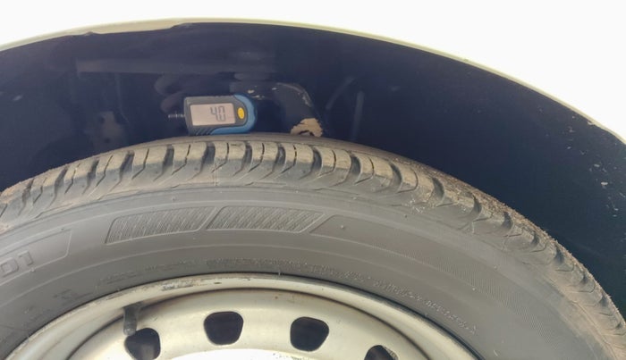 2019 Mahindra MARAZZO M2 8 STR, Diesel, Manual, 2,02,739 km, tyre