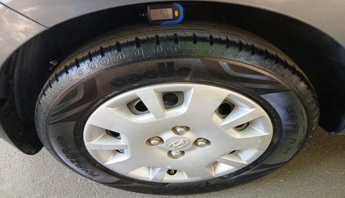 2013 Hyundai i20 MAGNA 1.2, Petrol, Manual, 42,198 km, tyre