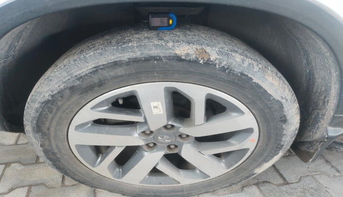 2021 Tata Safari XZ PLUS 6 S, Diesel, Manual, 79,300 km, tyre